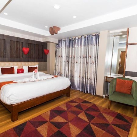Hotel Marinha Kathmandu Bagian luar foto