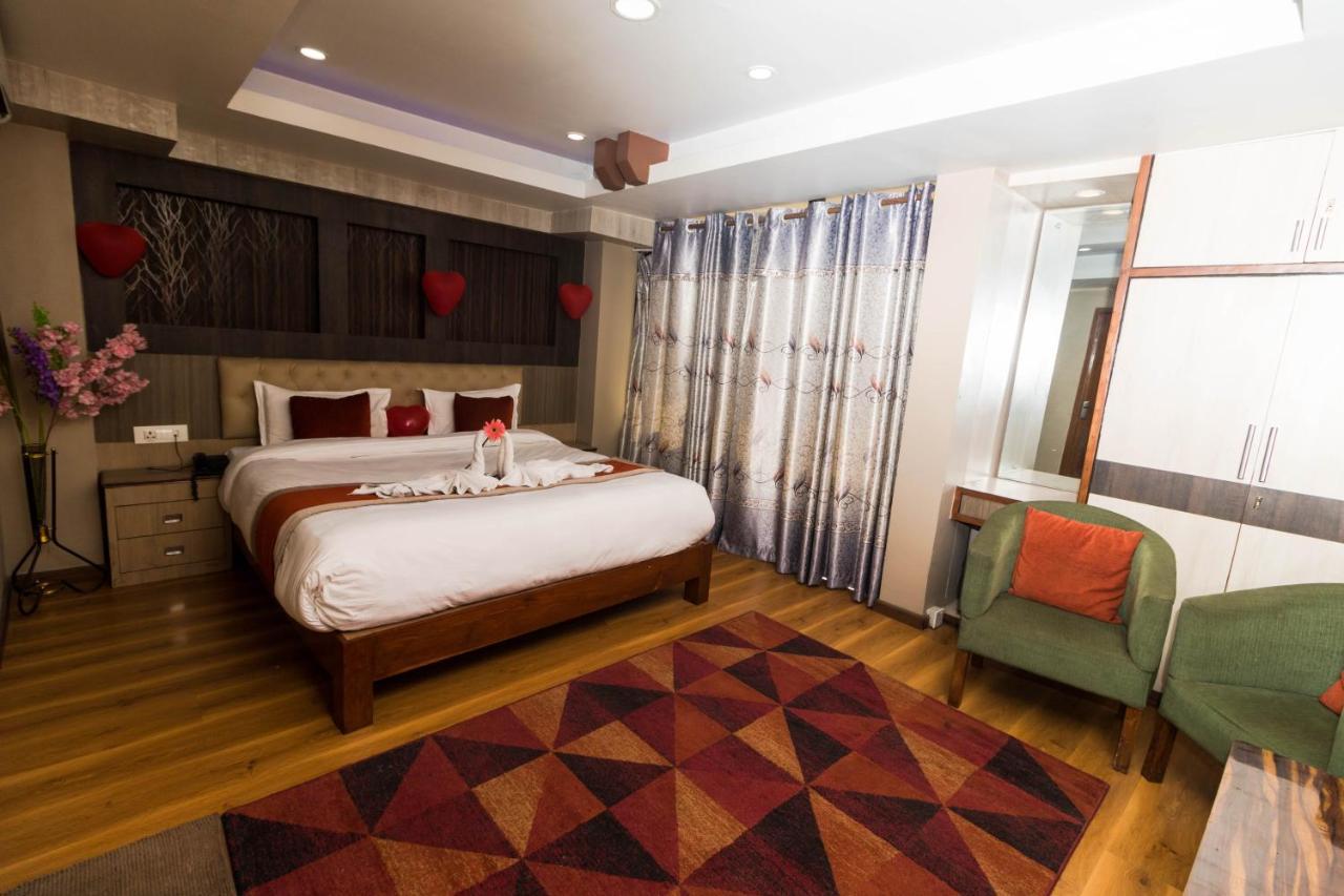 Hotel Marinha Kathmandu Bagian luar foto